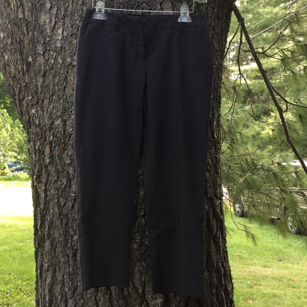 E9) women’s brand new APT.9 light grey jeans